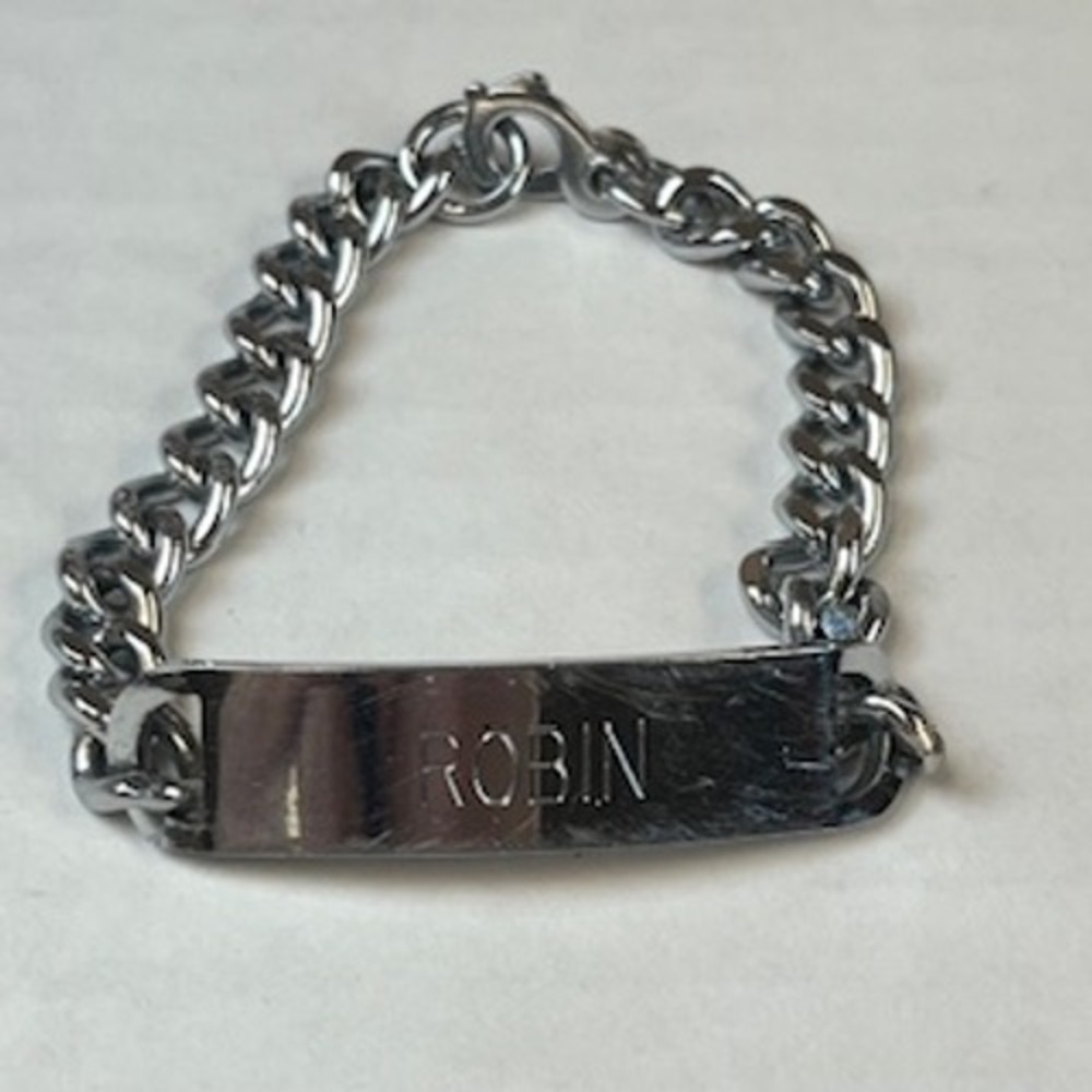 Vintage Silver Tone Robin Engraved ID Bracelet Japan Curb Chain 7.5‎ Inch